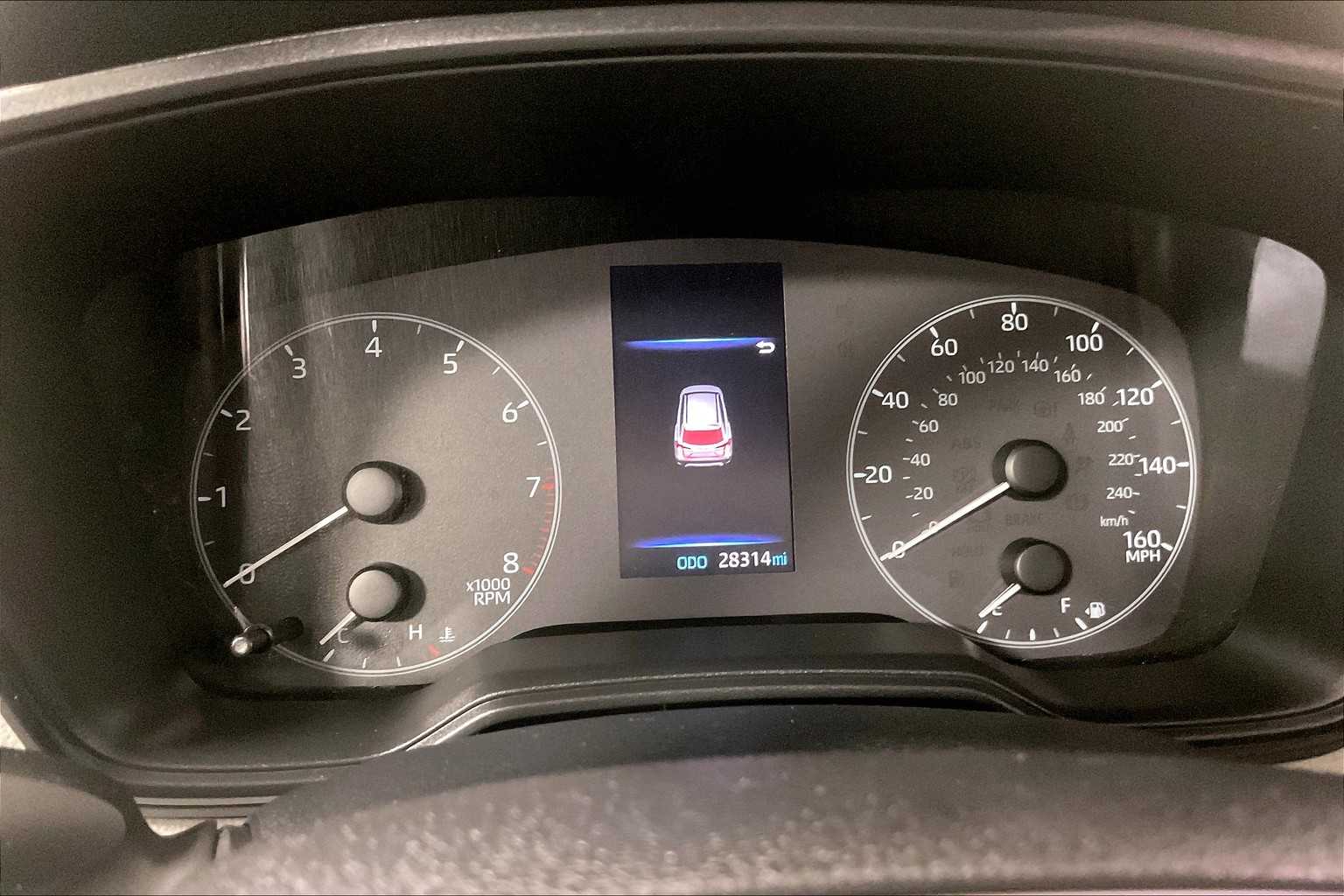 2023 Toyota Corolla Cross LE - Photo 24