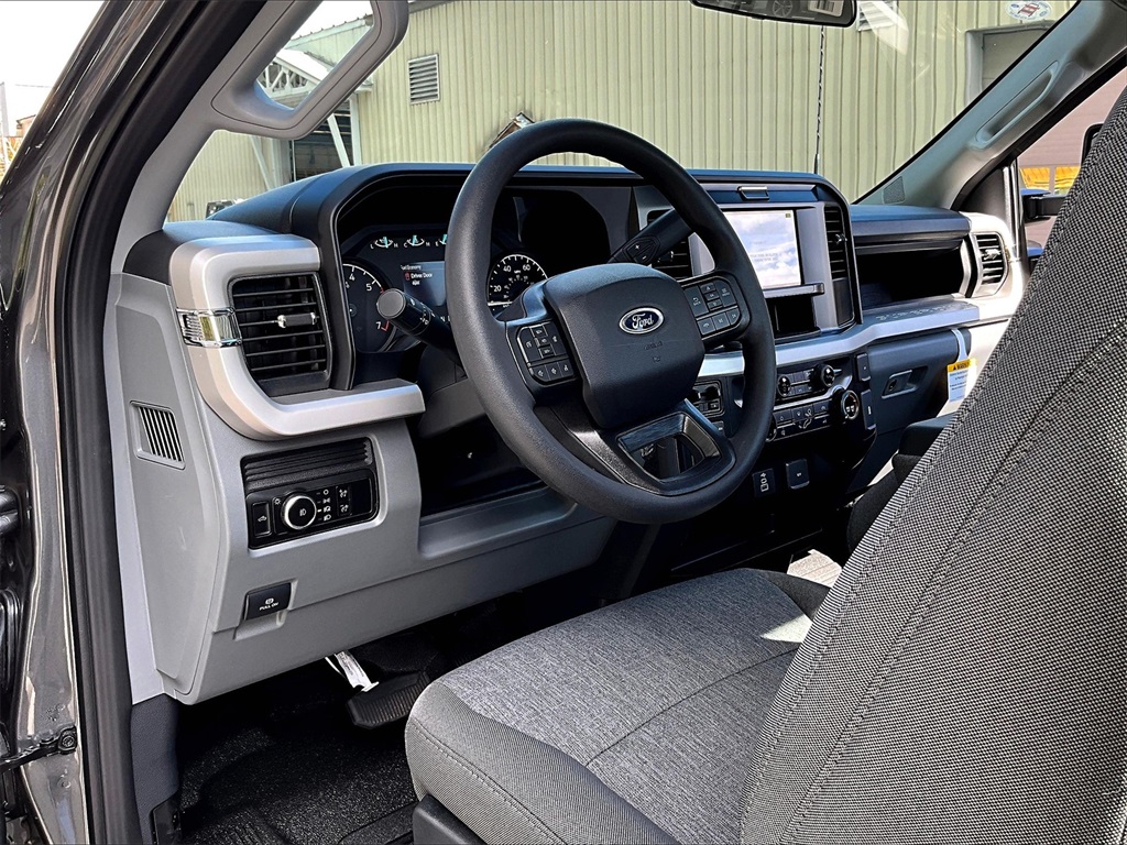 2026 Ford F-250SD XL - Photo 7