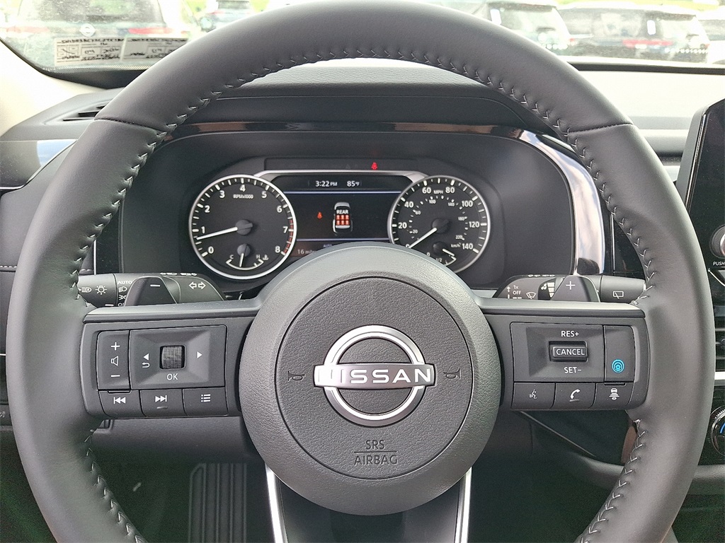 2025 Nissan Pathfinder SV - Photo 15