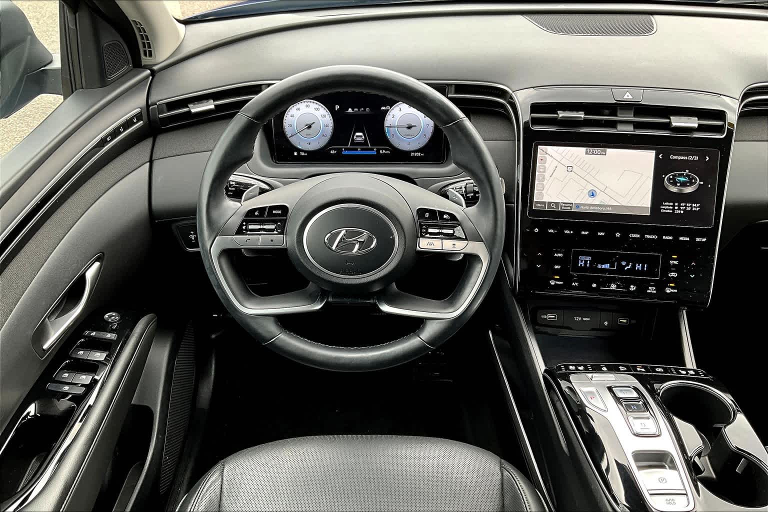 2022 Hyundai Tucson Limited - Photo 17