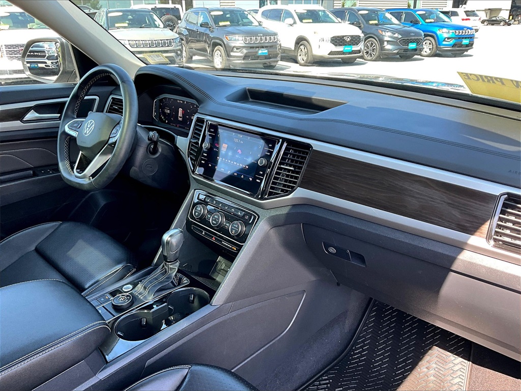 2022 Volkswagen Atlas 2.0T SE w/Technology - Photo 14