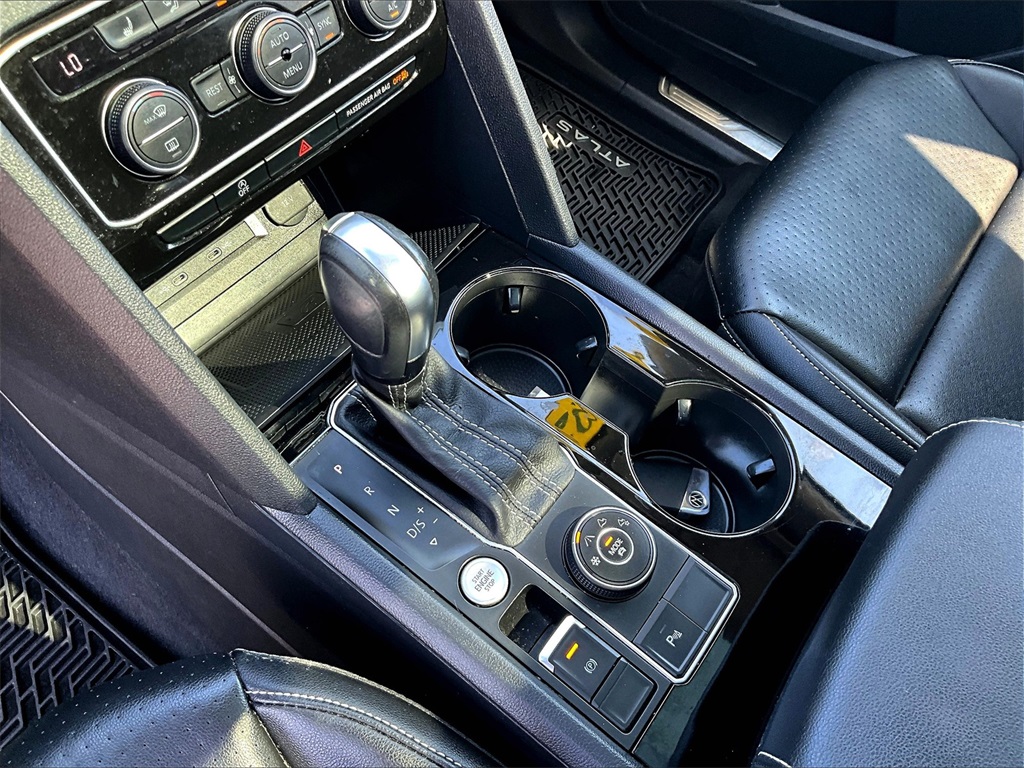 2022 Volkswagen Atlas 2.0T SE w/Technology - Photo 21