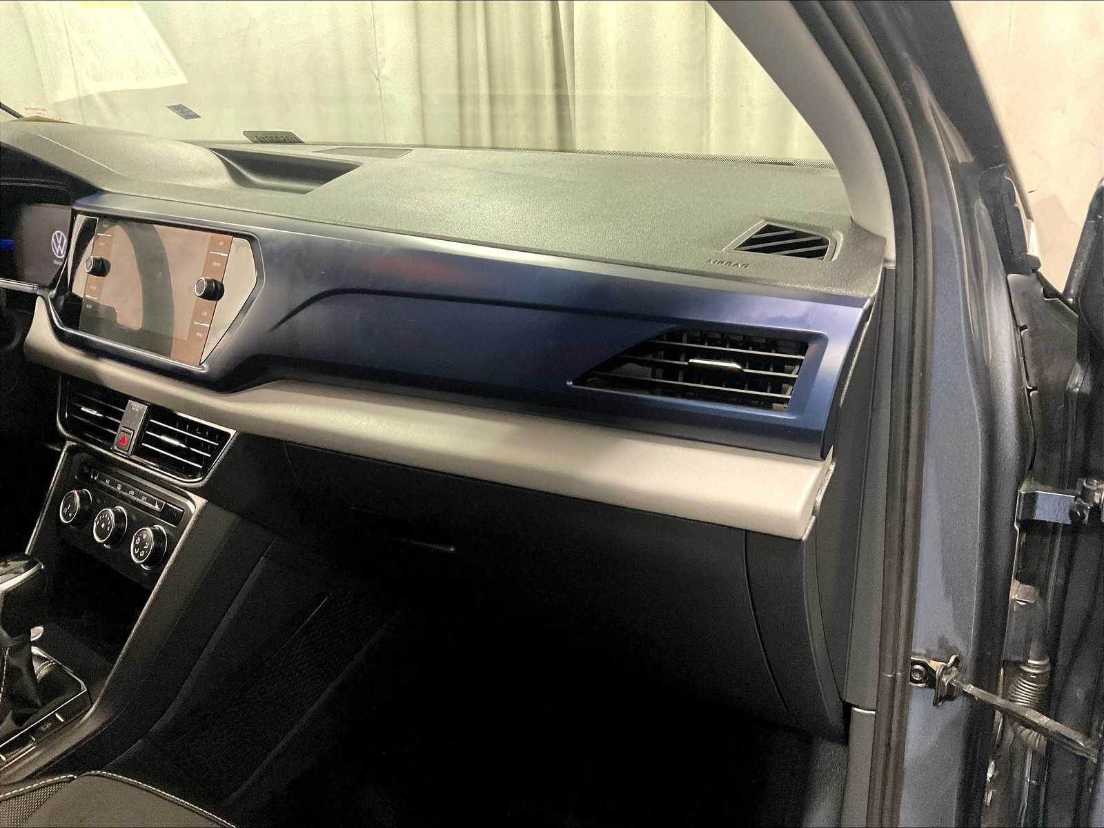 2022 Volkswagen Taos SE - Photo 13