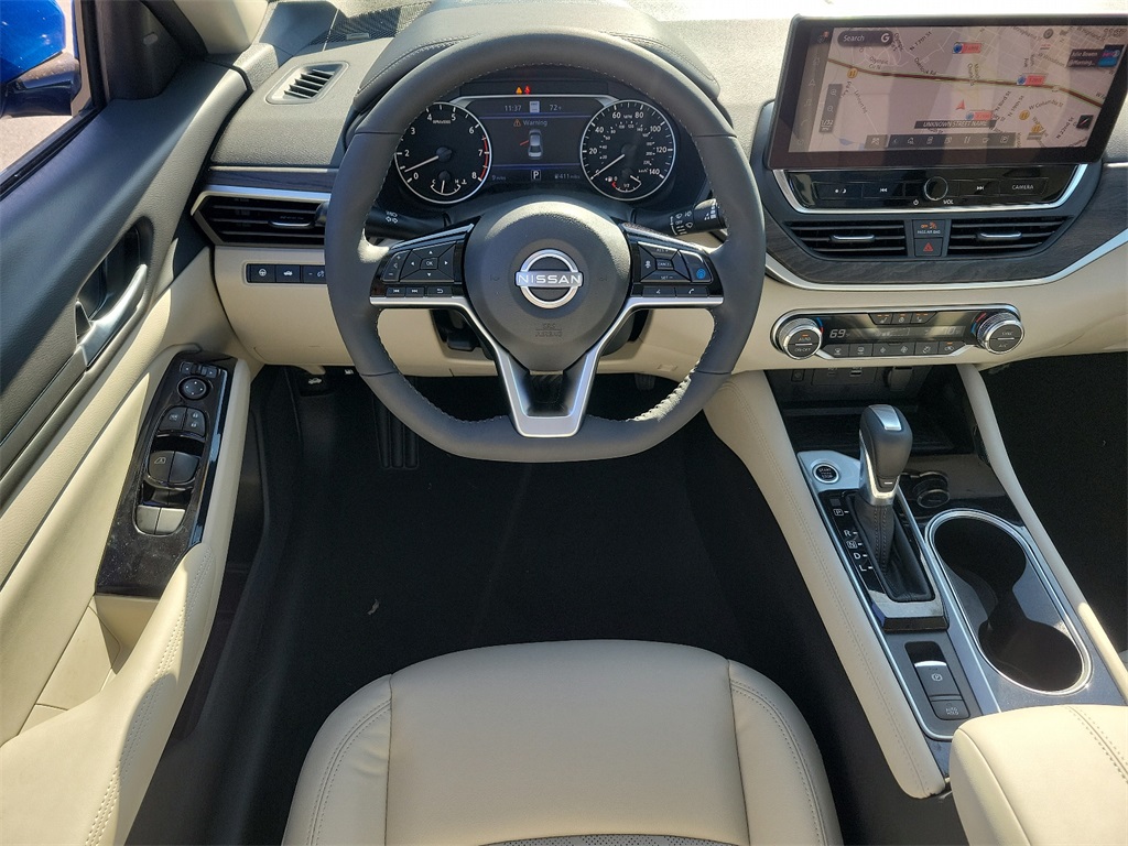 2025 Nissan Altima 2.5 SL - Photo 7