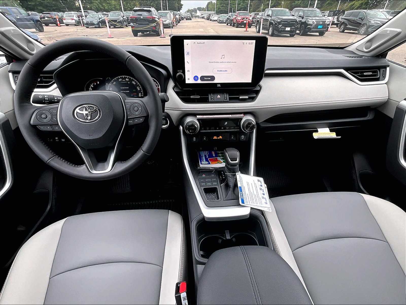 2025 Toyota RAV4 XLE Premium - Photo 12