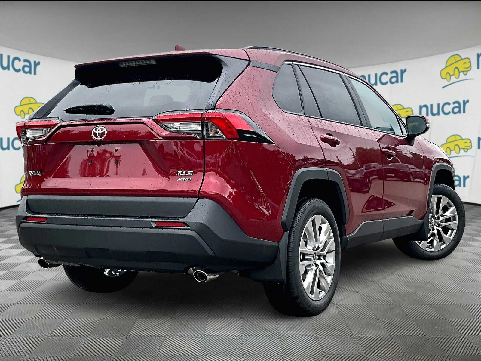 2025 Toyota RAV4 XLE Premium - Photo 7