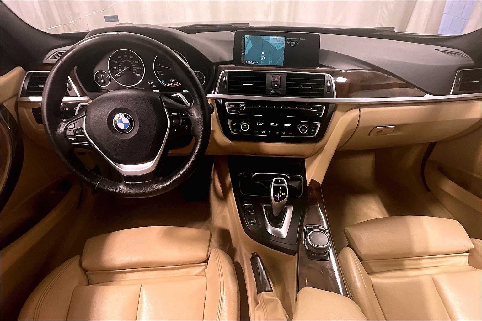 2016 BMW 3 Series 328i xDrive - Photo 21