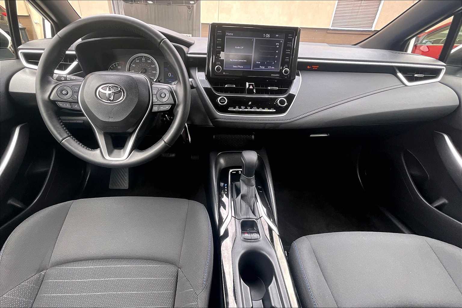 2022 Toyota Corolla SE - Photo 21