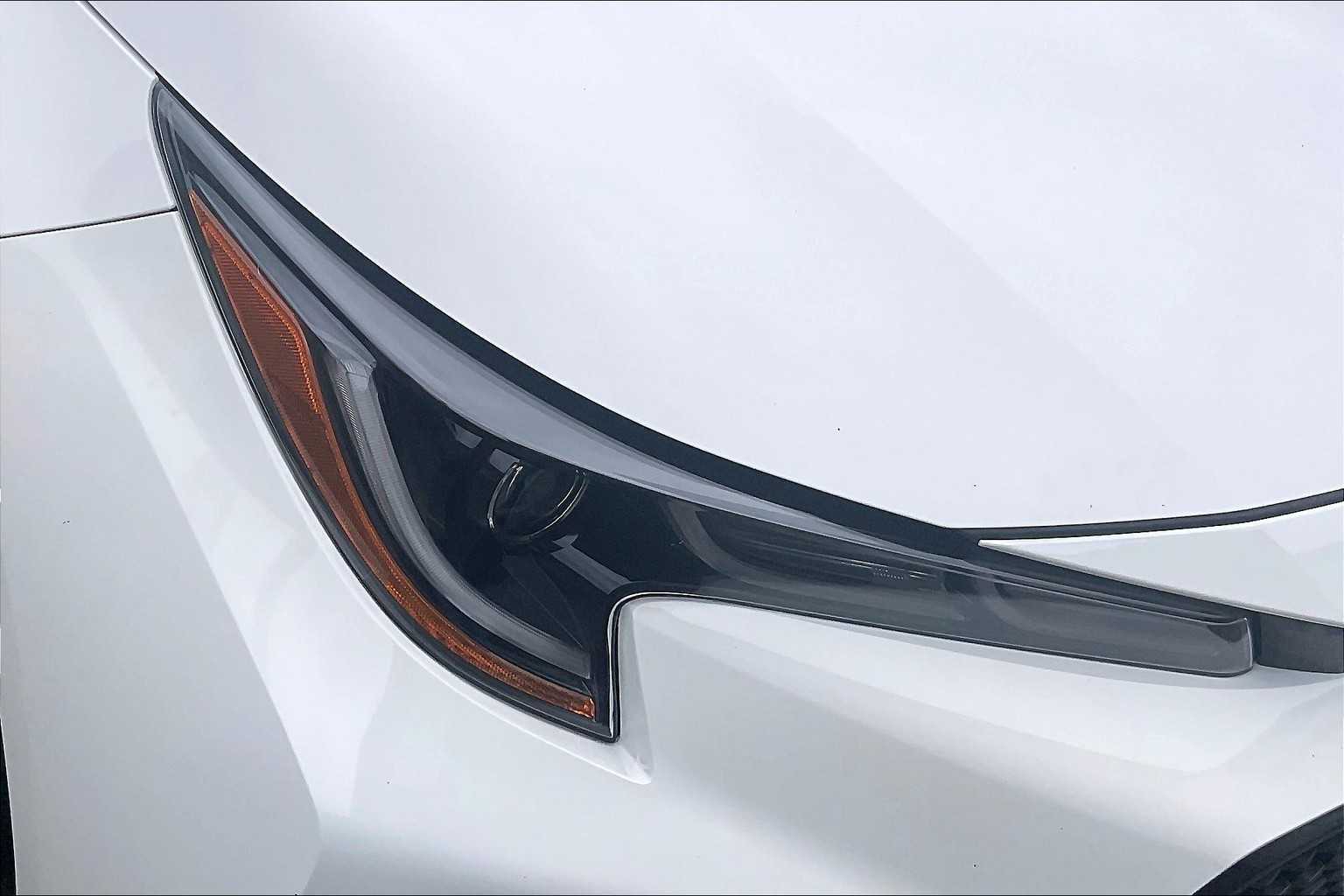 2022 Toyota Corolla SE - Photo 32