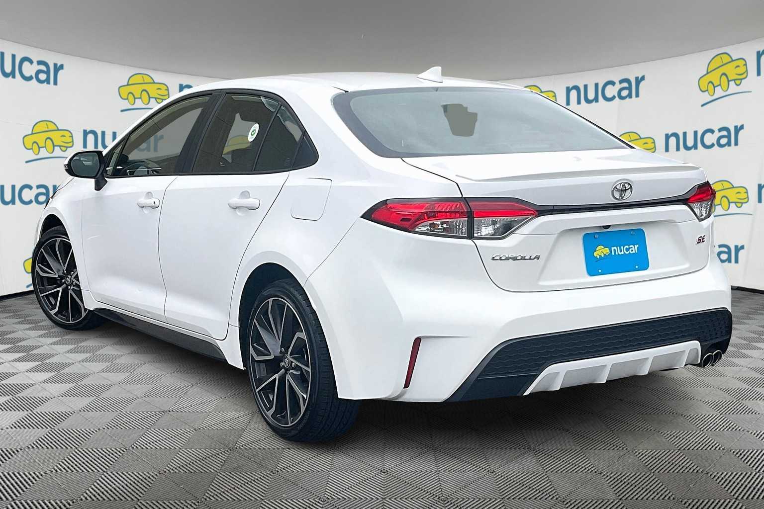 2022 Toyota Corolla SE - Photo 4