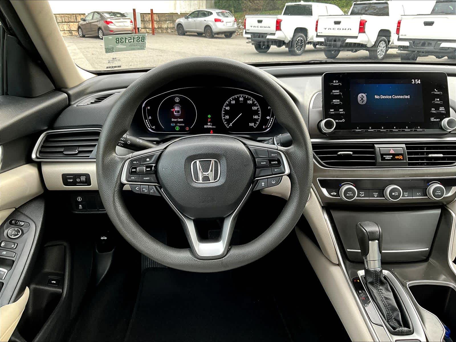 2018 Honda Accord LX 1.5T - Photo 17