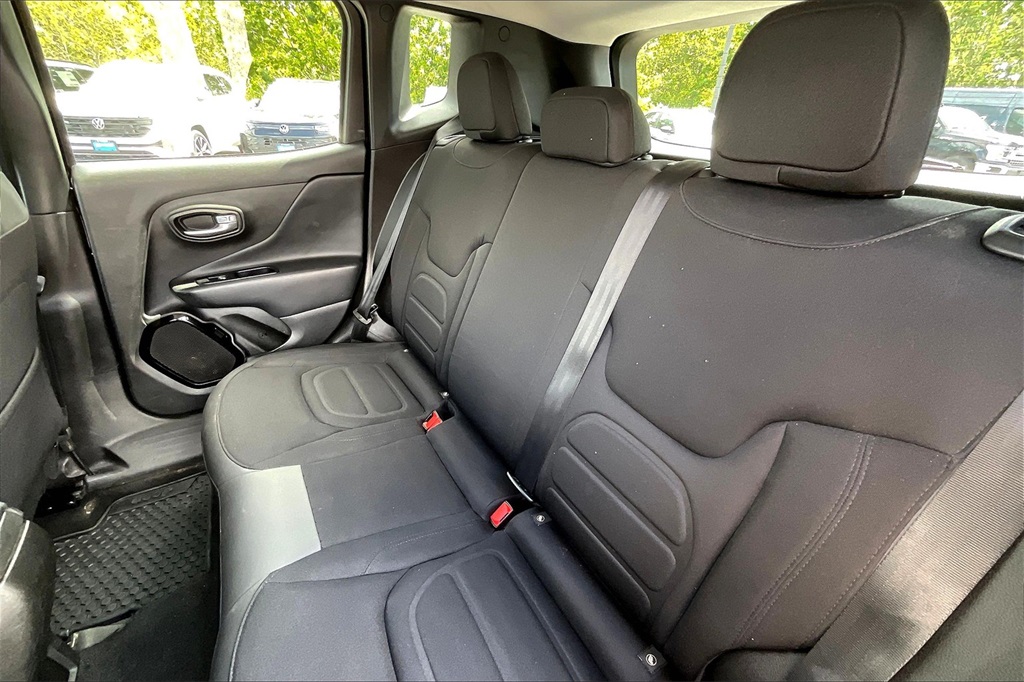 2017 Jeep Renegade Altitude - Photo 14