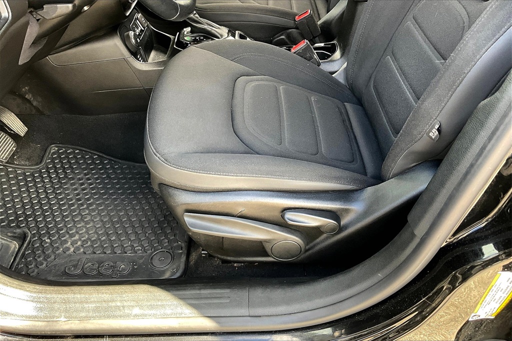 2017 Jeep Renegade Altitude - Photo 30