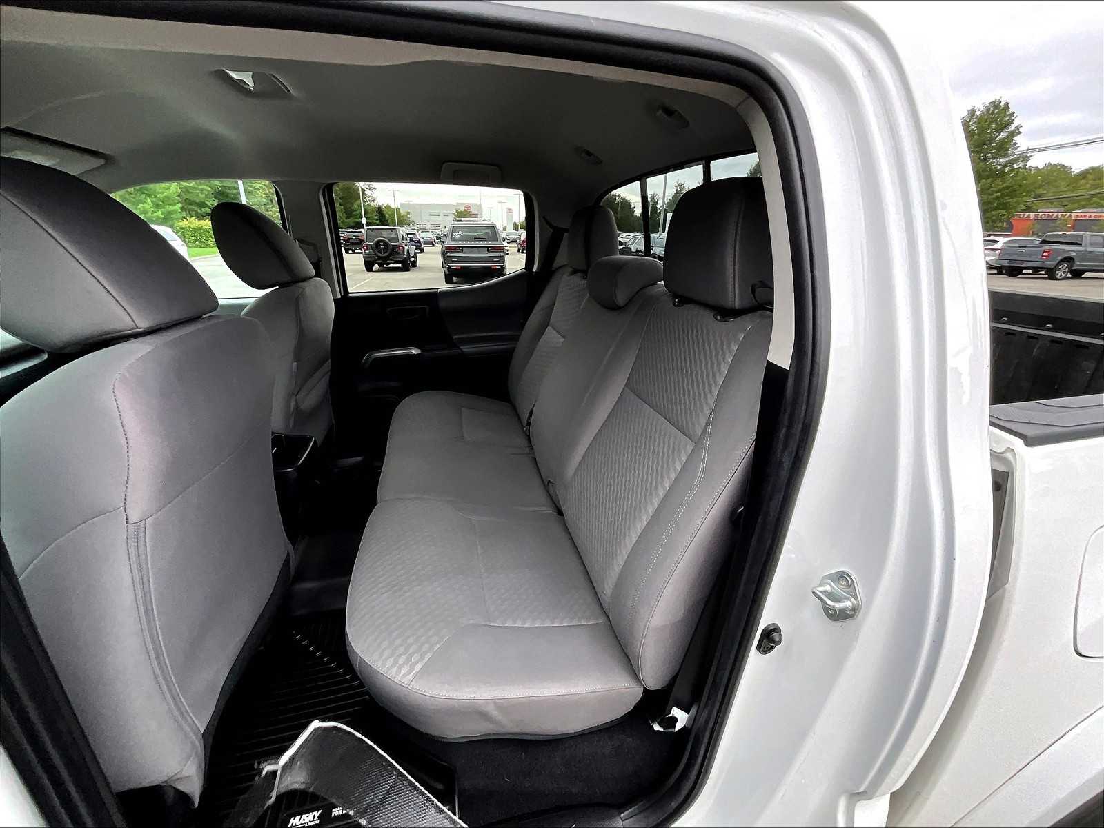 2023 Toyota Tacoma SR5 - Photo 15