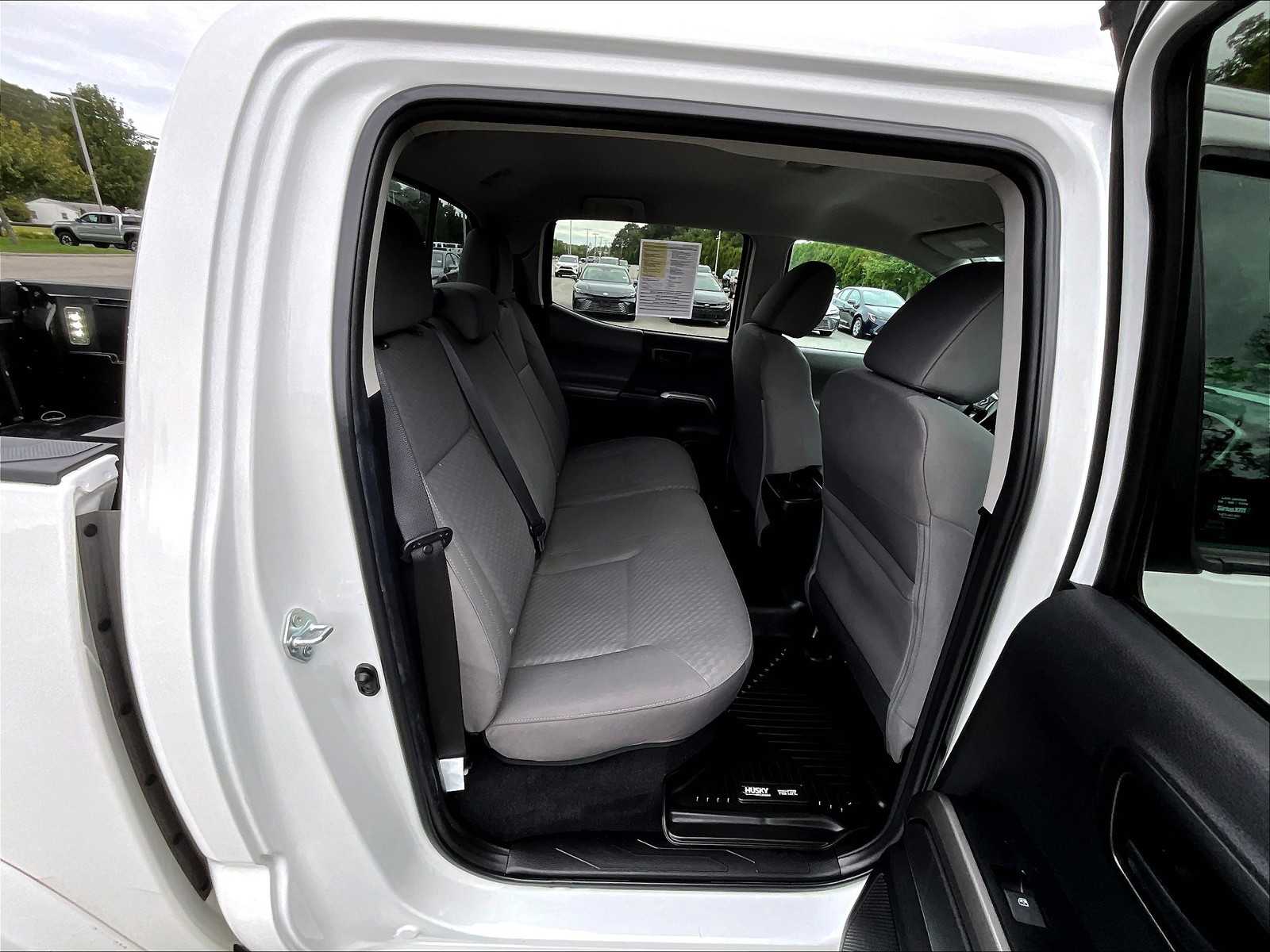 2023 Toyota Tacoma SR5 - Photo 16