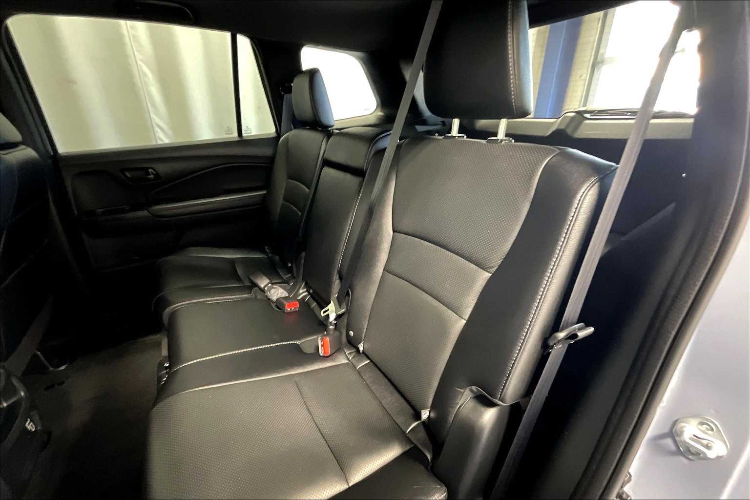 2022 Honda Passport EX-L - Photo 15