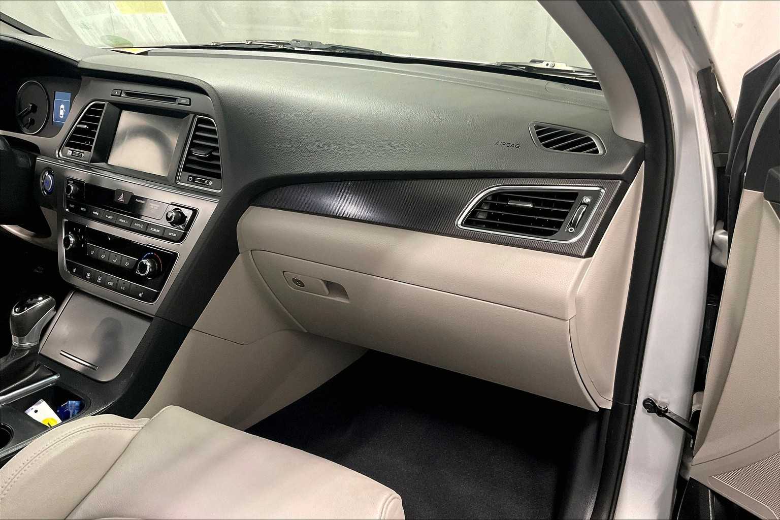 2017 Hyundai Sonata Sport - Photo 13
