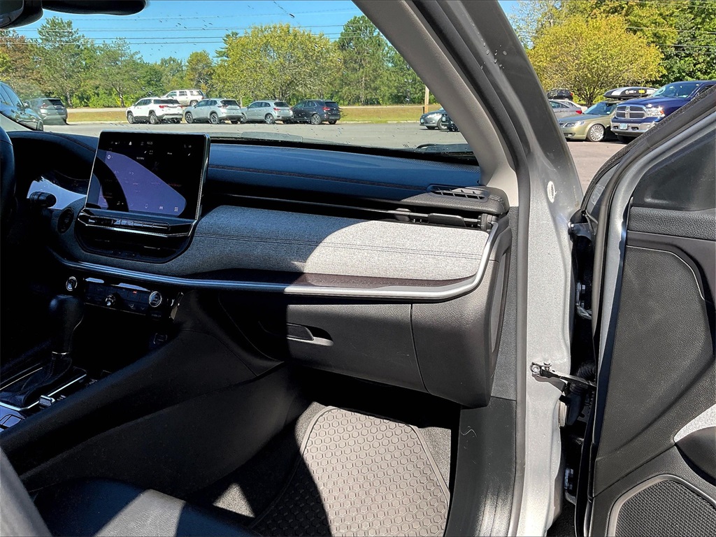 2022 Jeep Compass Latitude - Photo 12