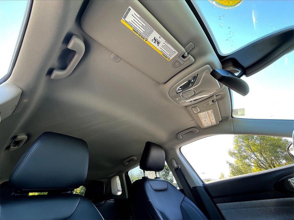 2022 Jeep Compass Latitude - Photo 7