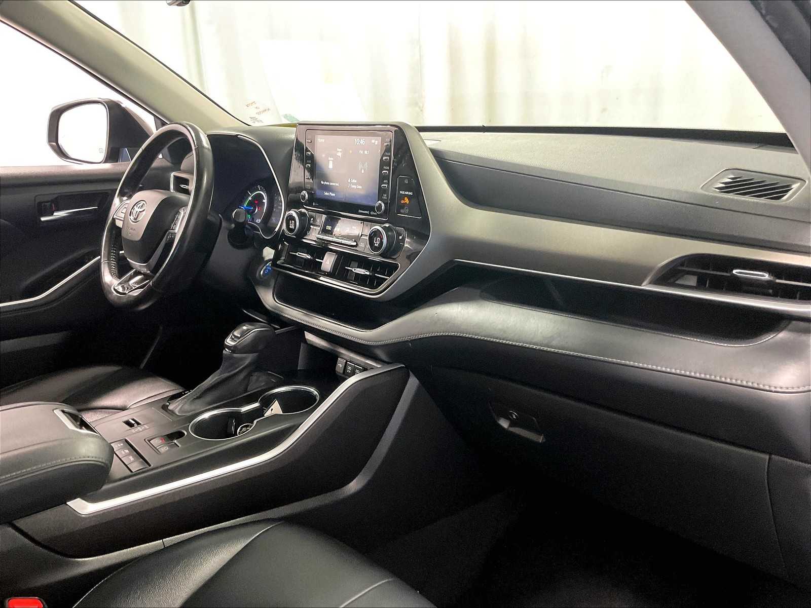 2021 Toyota Highlander Hybrid XLE - Photo 14
