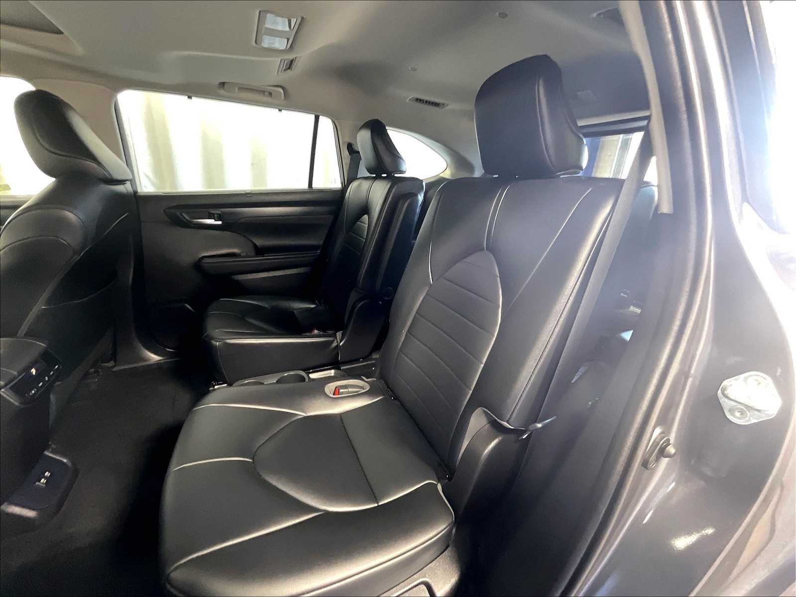 2021 Toyota Highlander Hybrid XLE - Photo 15