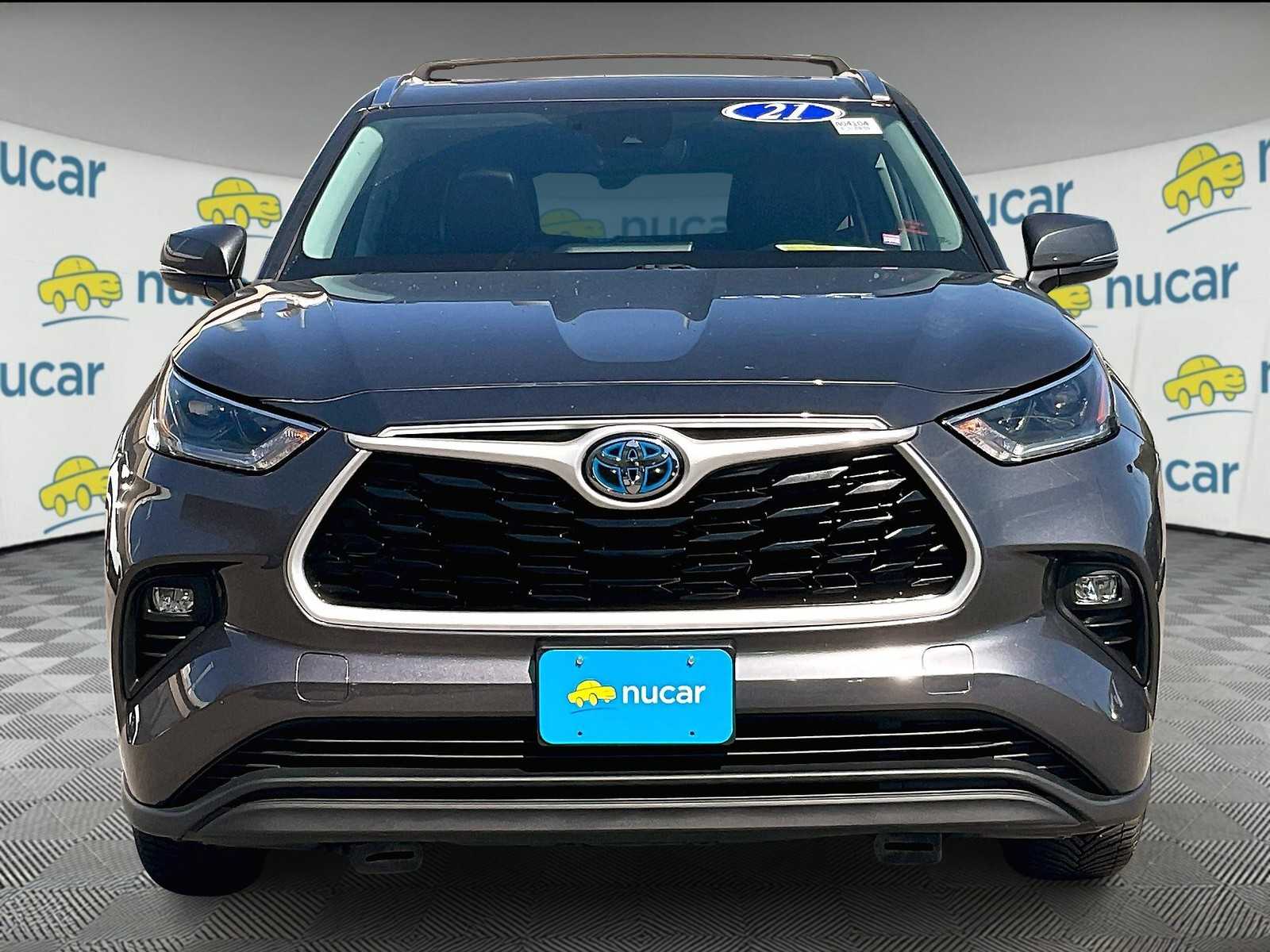 2021 Toyota Highlander Hybrid XLE - Photo 2