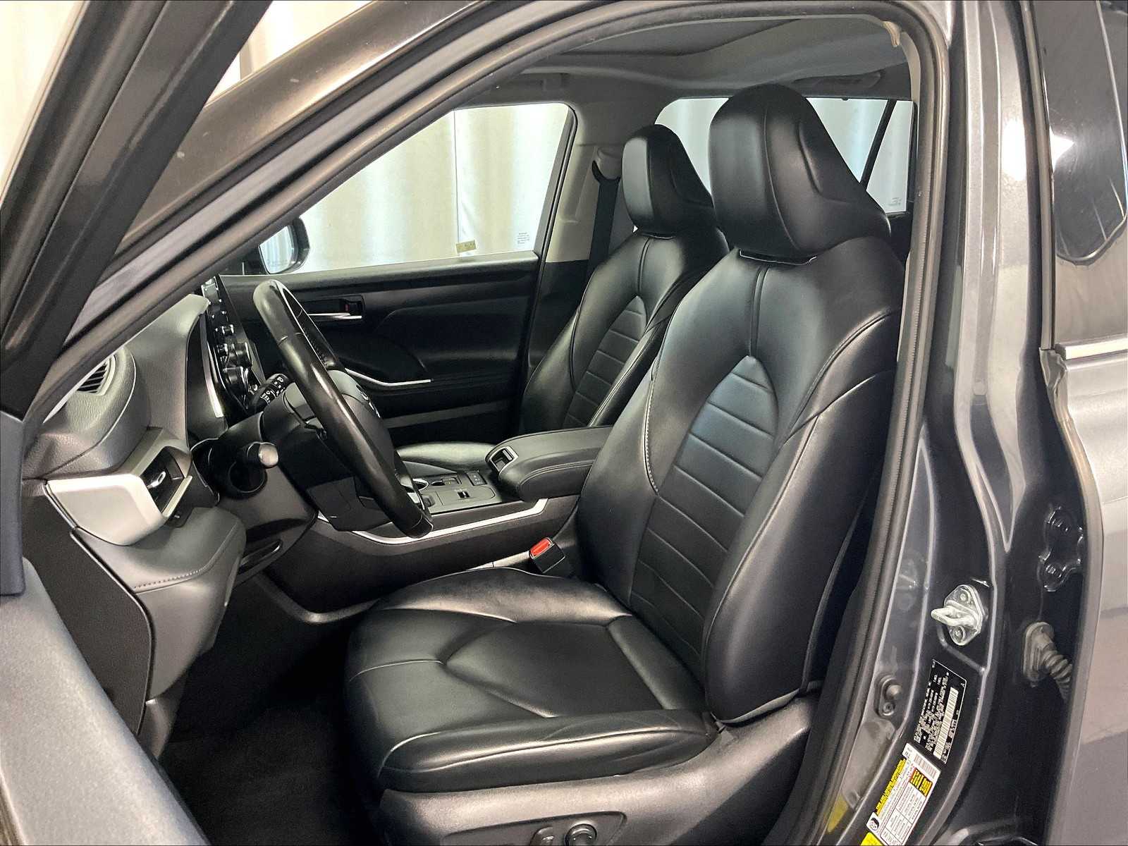 2021 Toyota Highlander Hybrid XLE - Photo 10