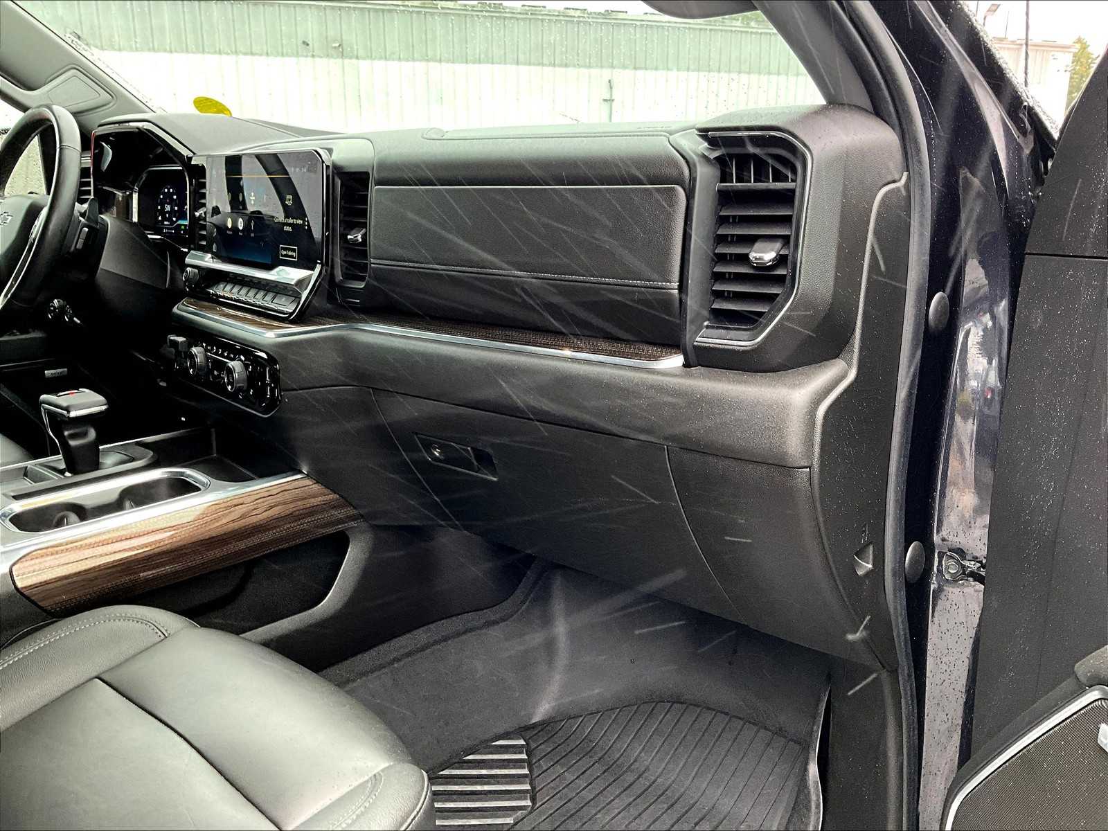 2023 Chevrolet Silverado 1500 RST - Photo 13