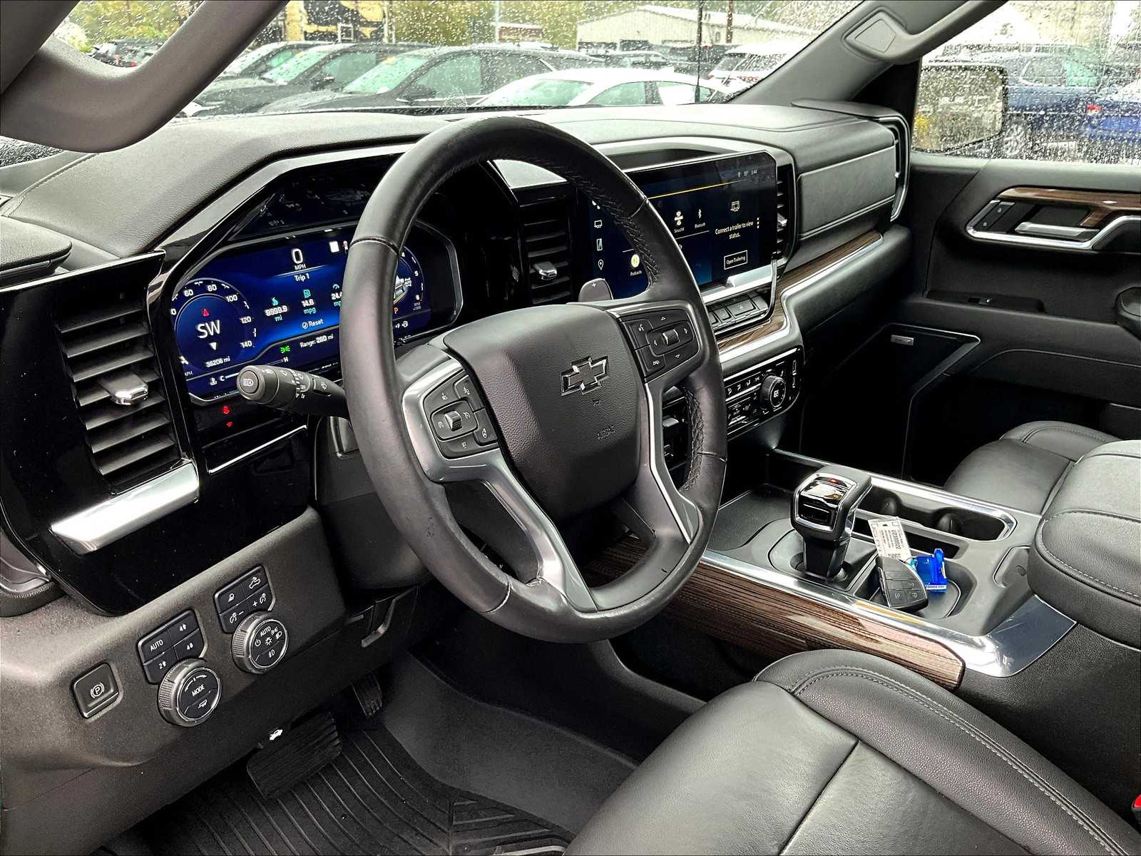 2023 Chevrolet Silverado 1500 RST - Photo 8