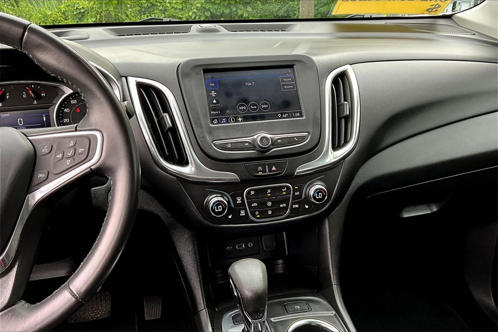 2022 Chevrolet Equinox LT - Photo 18