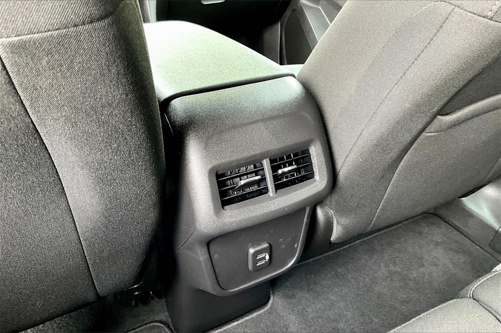 2022 Chevrolet Equinox LT - Photo 28