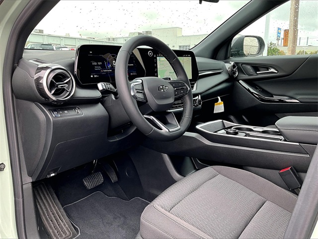 2026 Chevrolet Equinox LT - Photo 8