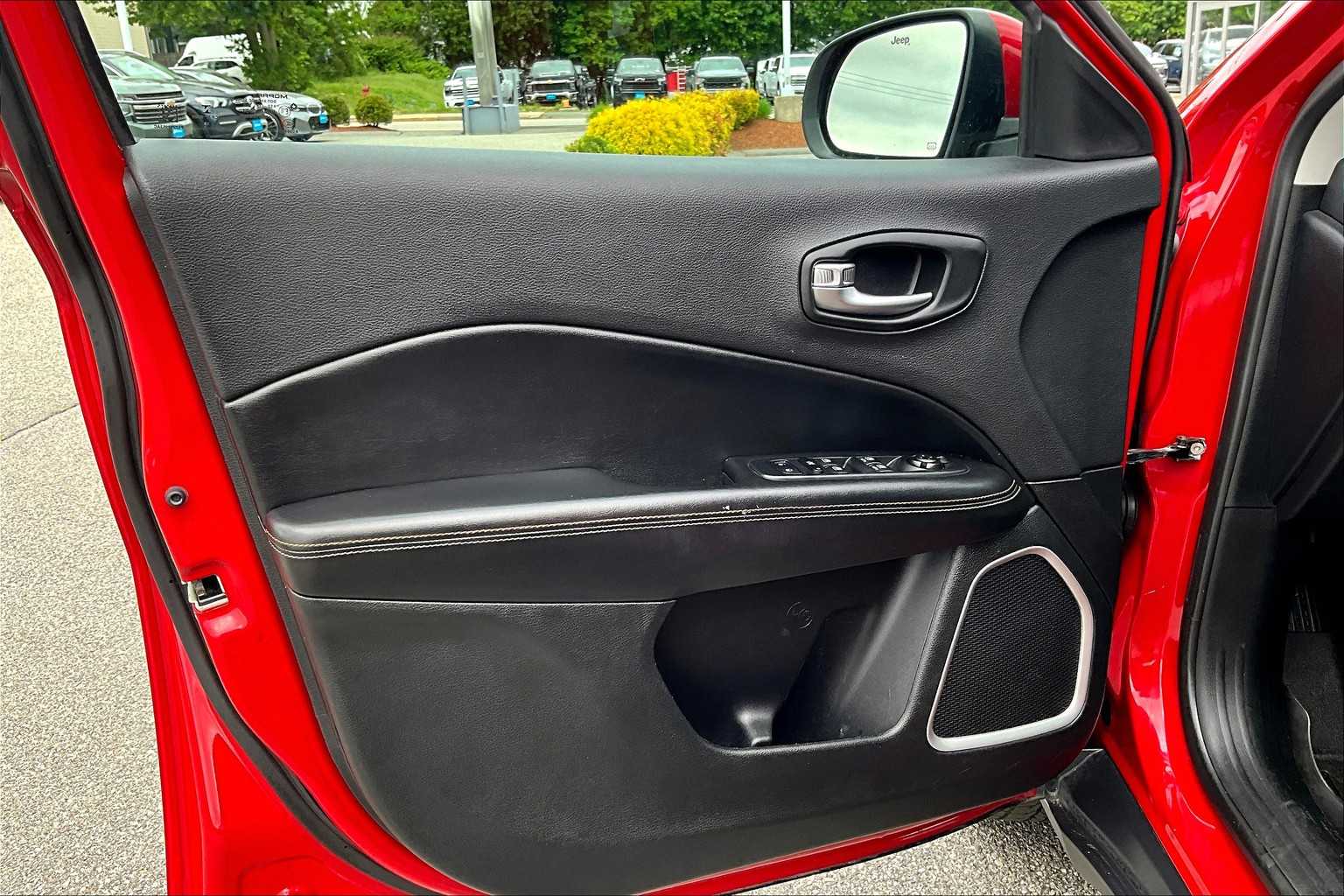 2018 Jeep Compass Latitude - Photo 9