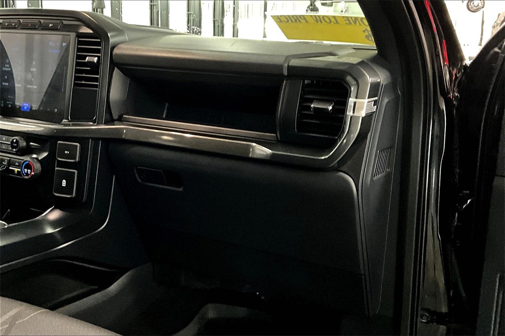 2024 Ford F-150 STX - Photo 13