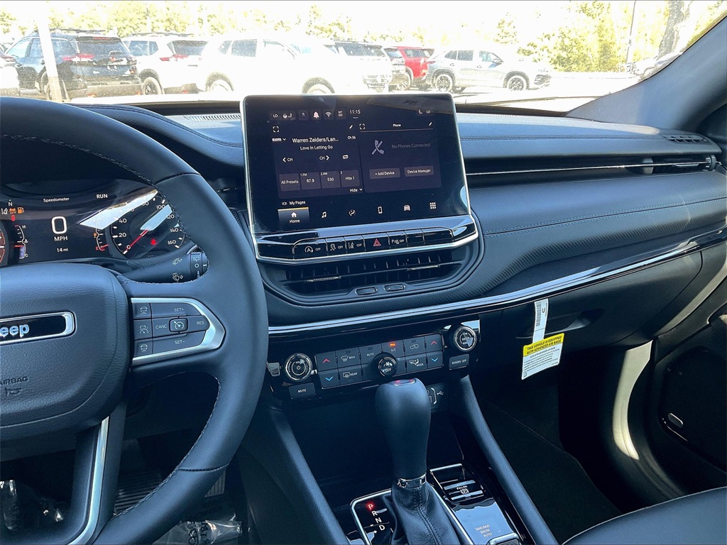 2025 Jeep Compass Limited - Photo 13