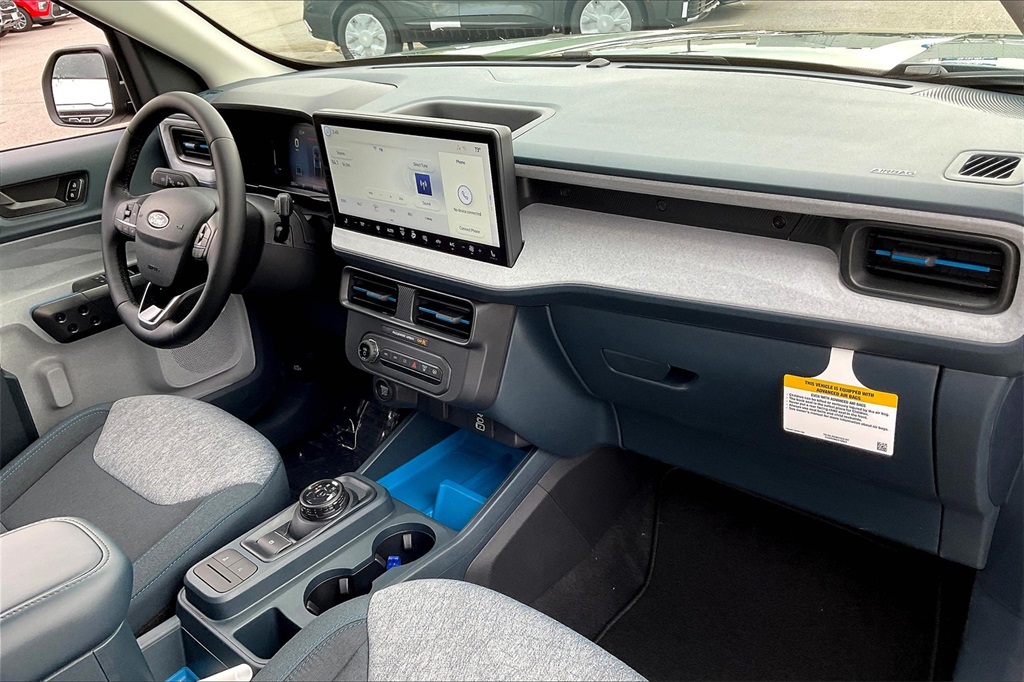 2025 Ford Maverick XLT - Photo 10
