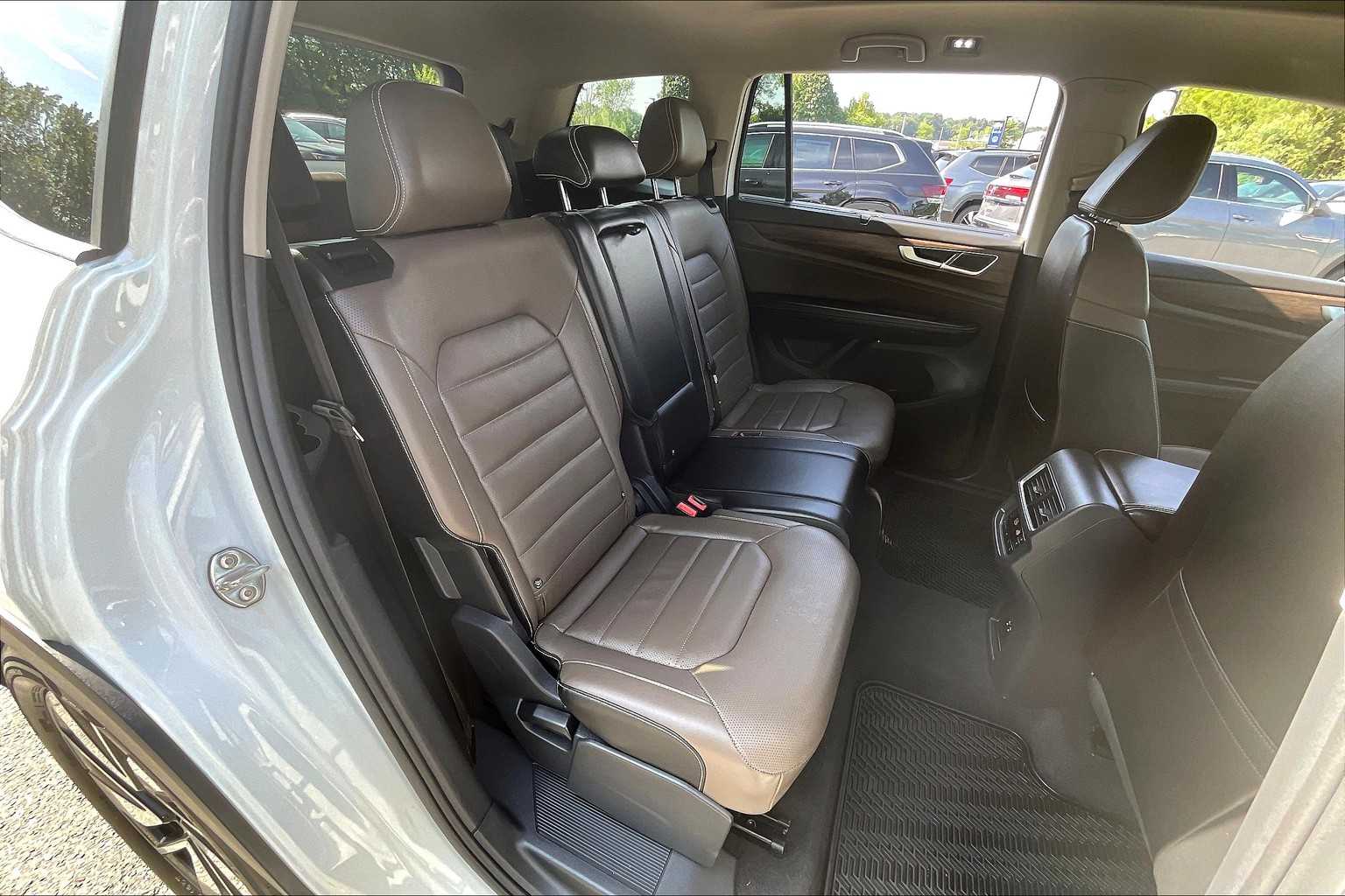 2024 Volkswagen Atlas 2.0T SEL - Photo 16