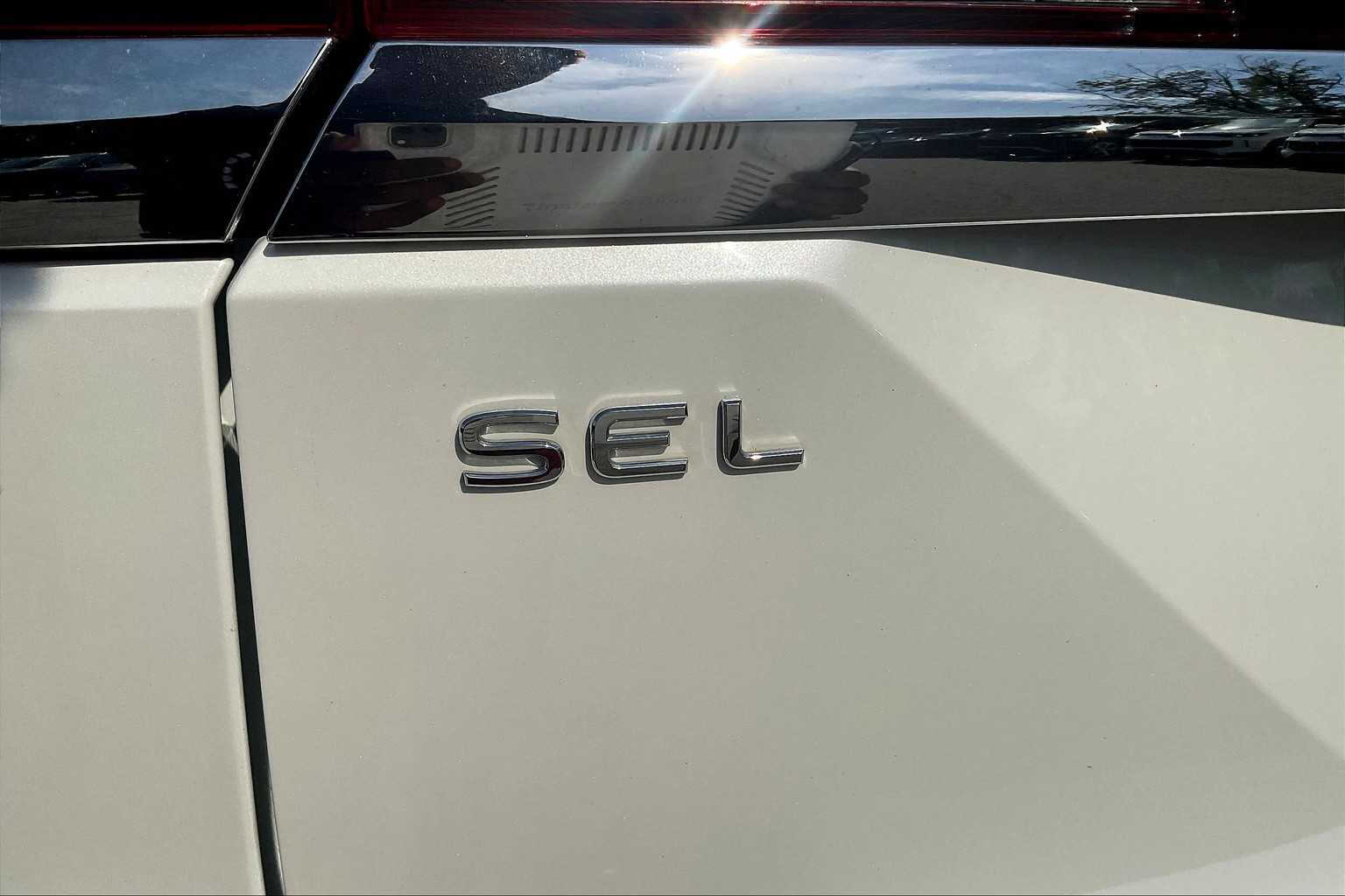 2024 Volkswagen Atlas 2.0T SEL - Photo 28