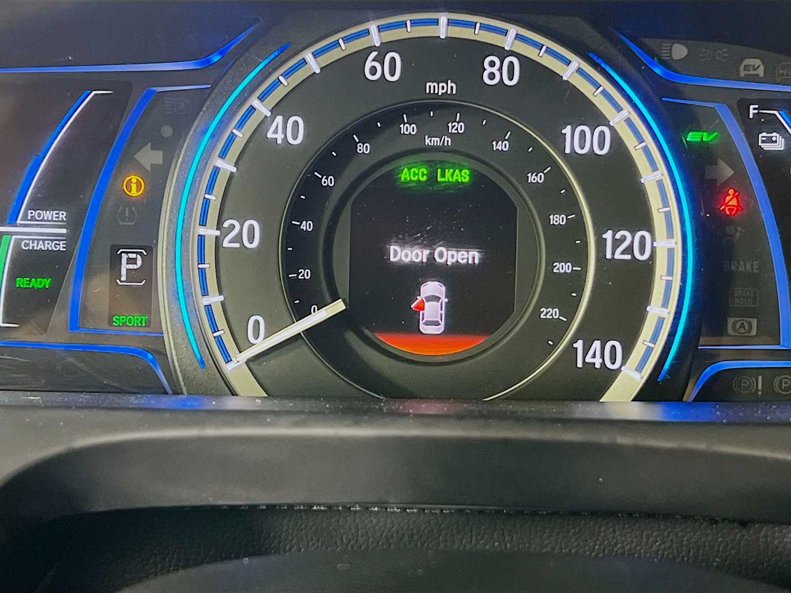 2017 Honda Accord Hybrid EX-L - Photo 12