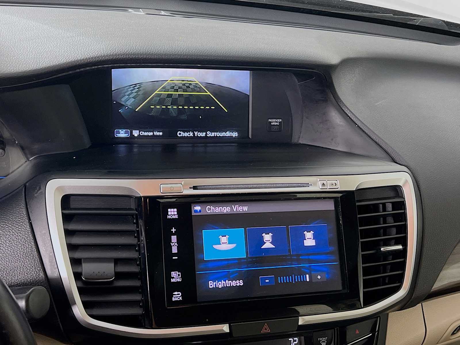 2017 Honda Accord Hybrid EX-L - Photo 13