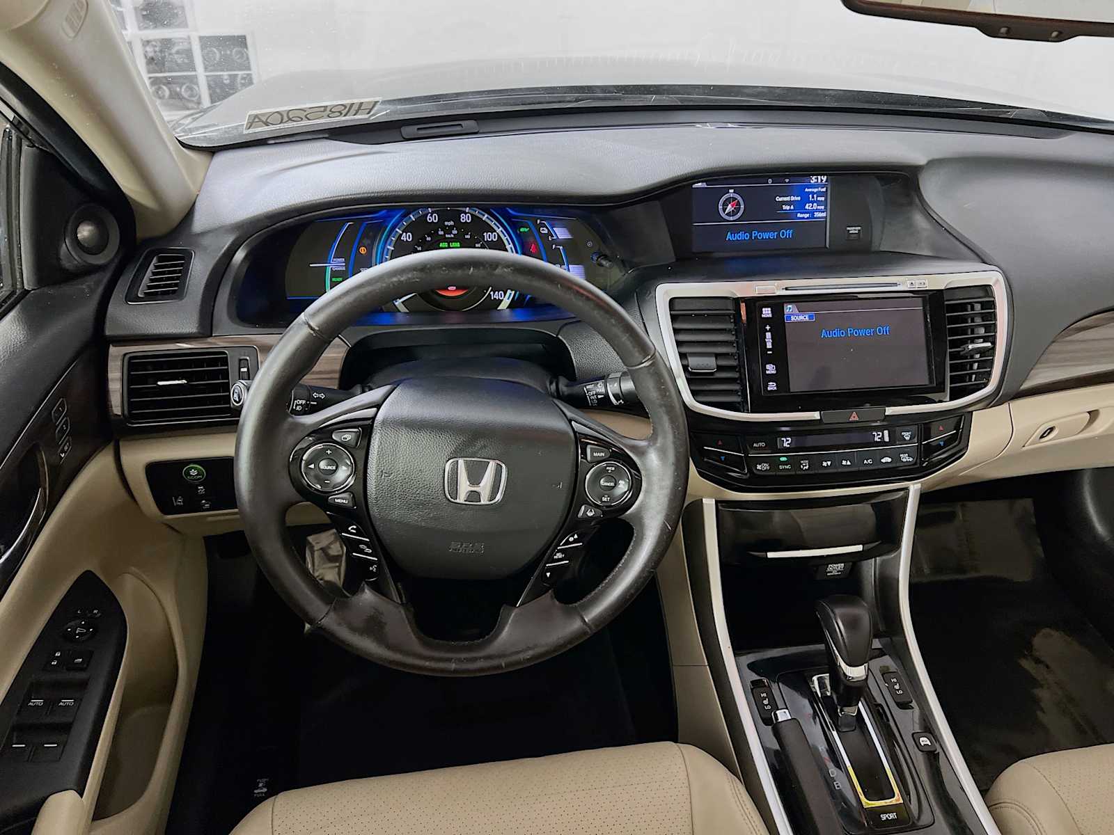 2017 Honda Accord Hybrid EX-L - Photo 23