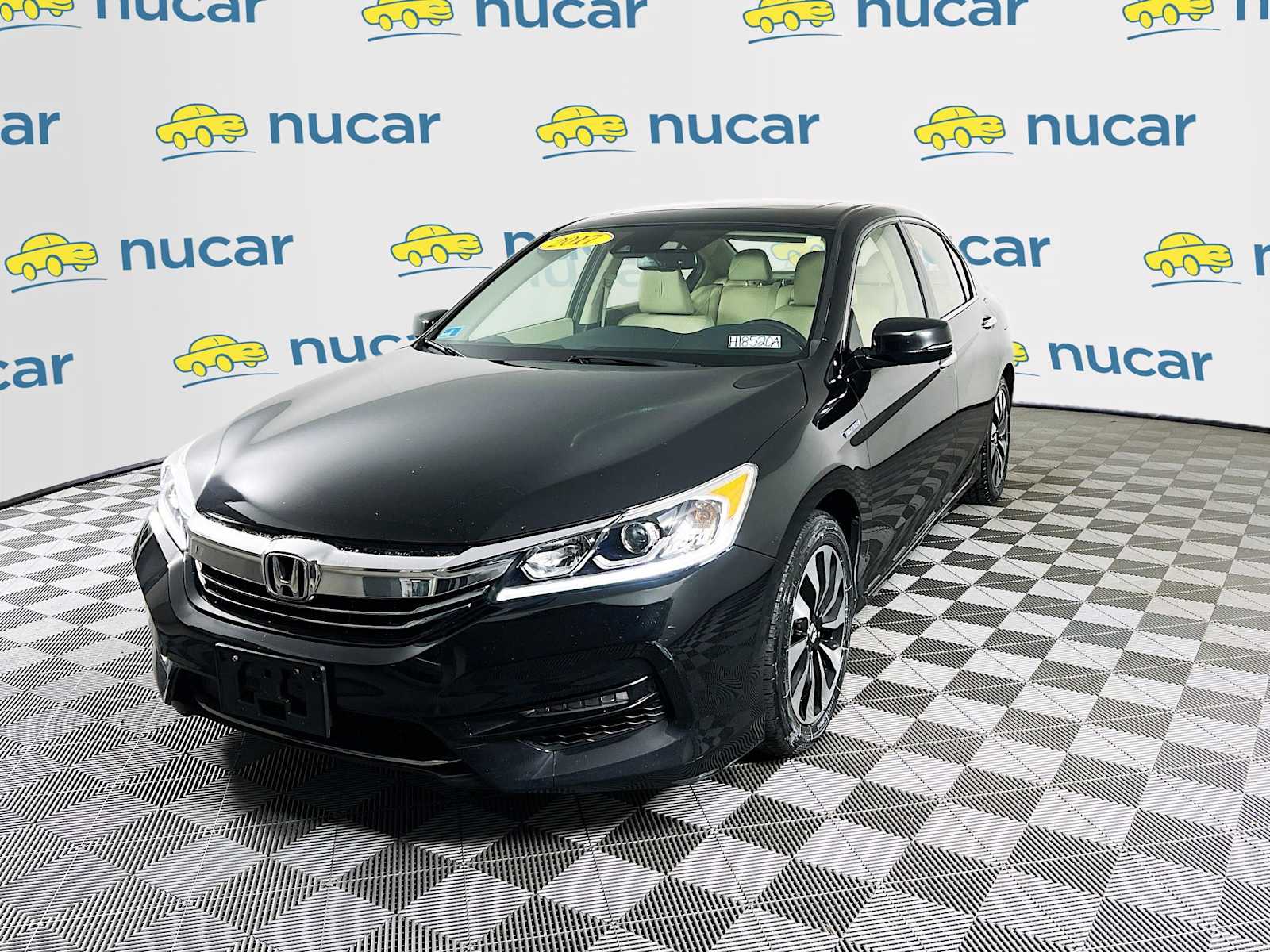 2017 Honda Accord Hybrid EX-L - Photo 3