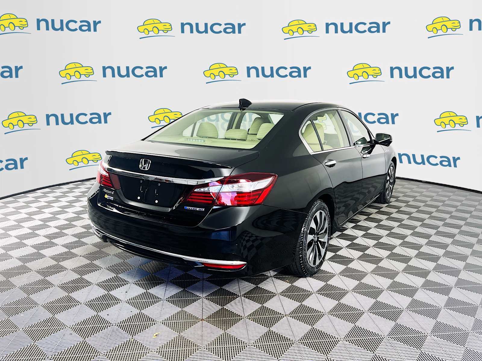 2017 Honda Accord Hybrid EX-L - Photo 7