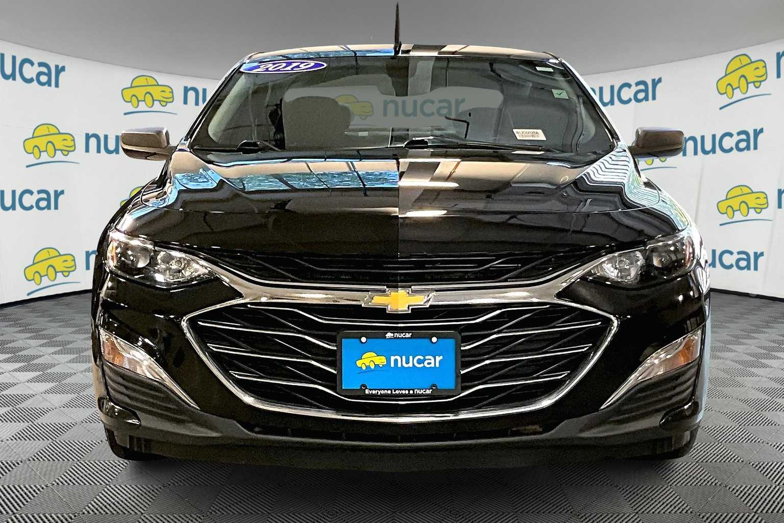 2019 Chevrolet Malibu LS - Photo 2
