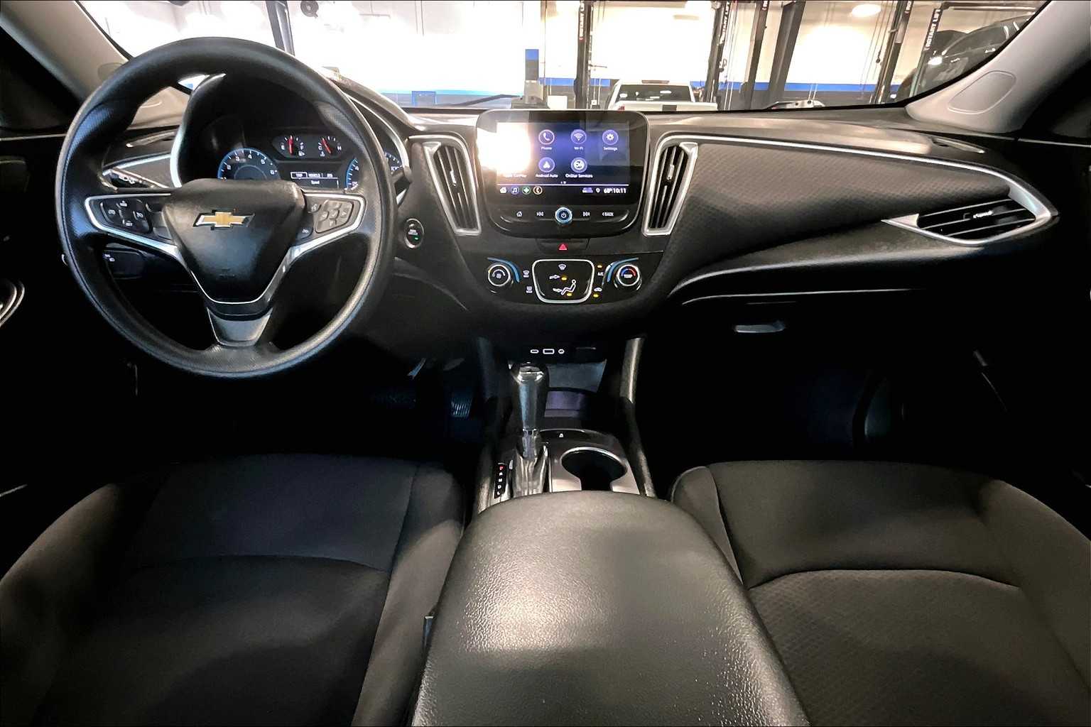 2019 Chevrolet Malibu LS - Photo 21