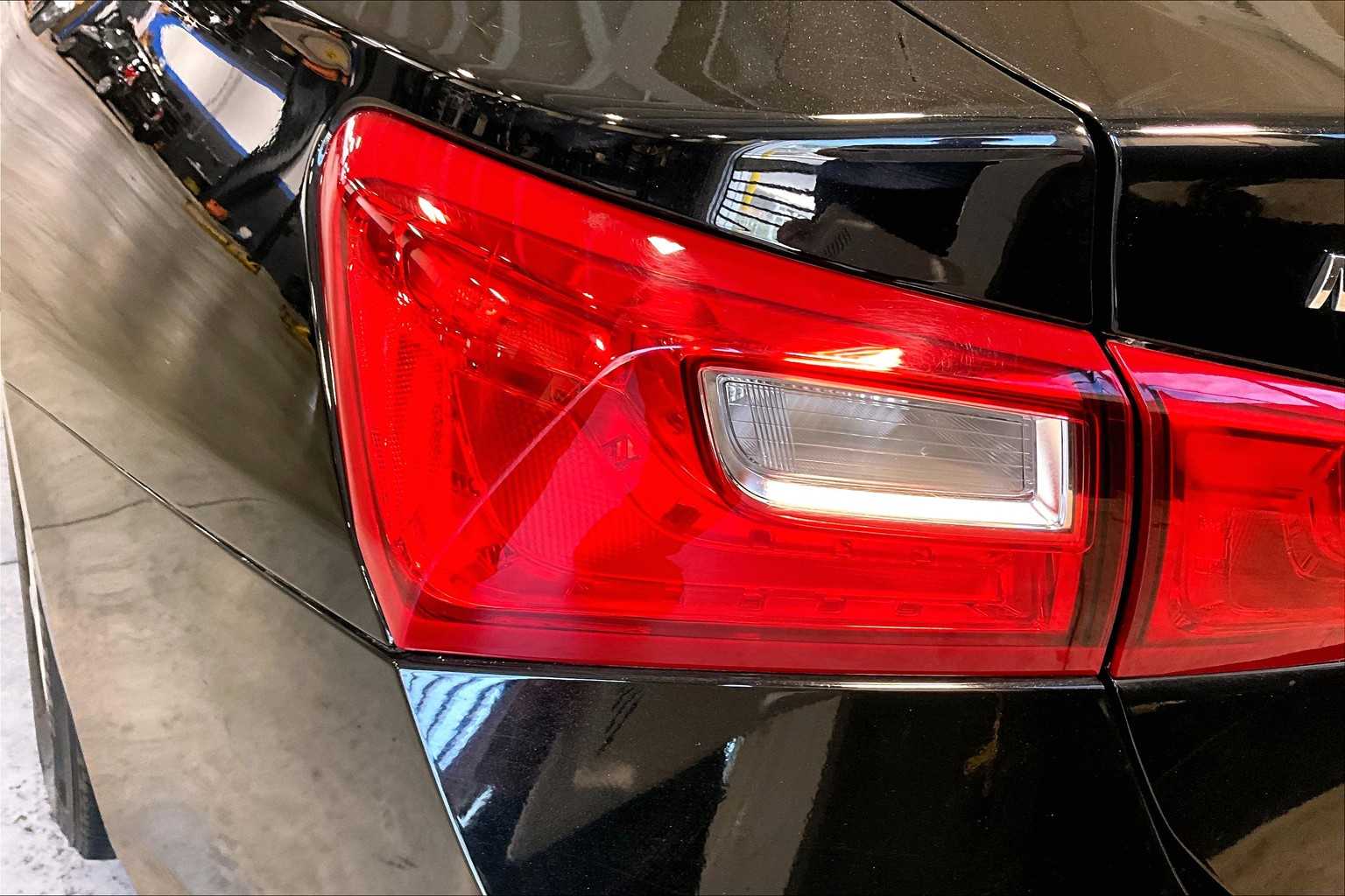 2019 Chevrolet Malibu LS - Photo 34