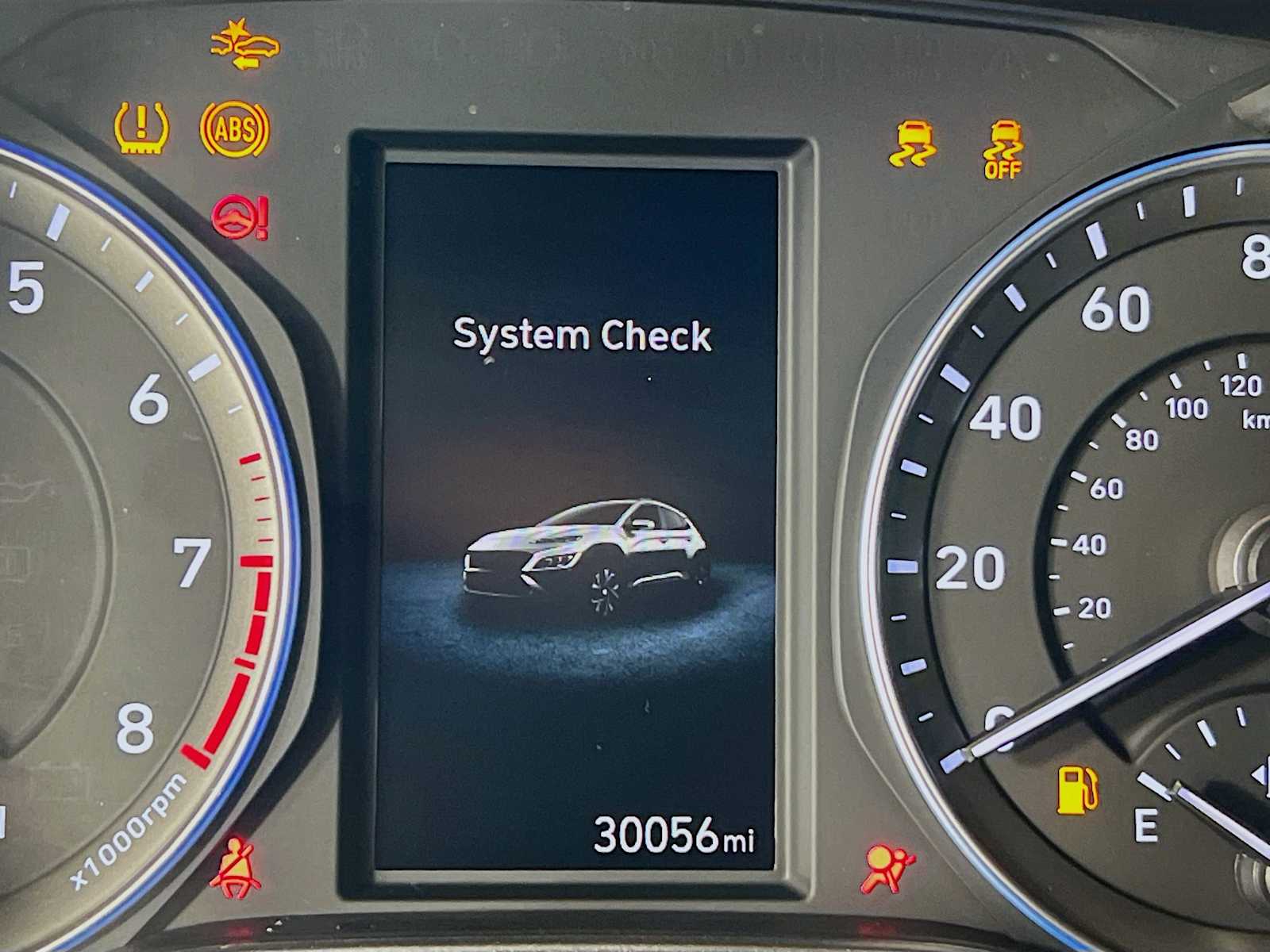 2022 Hyundai Kona SE - Photo 12