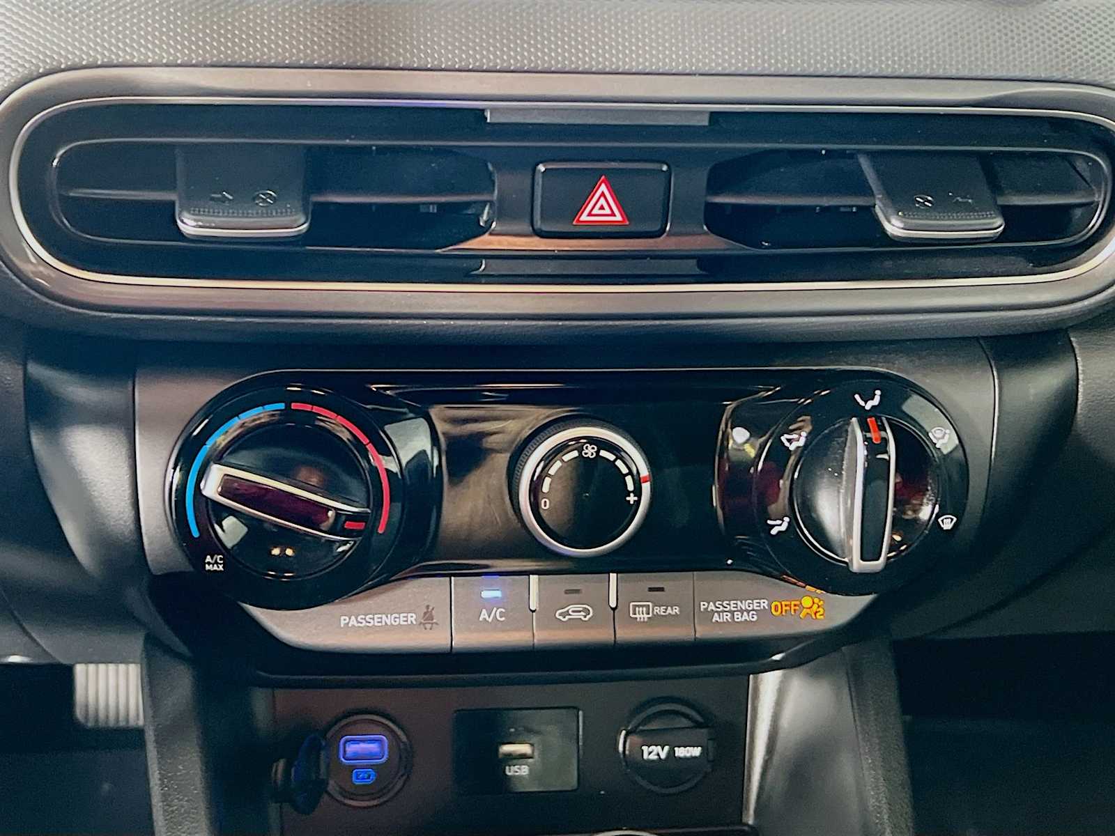 2022 Hyundai Kona SE - Photo 15