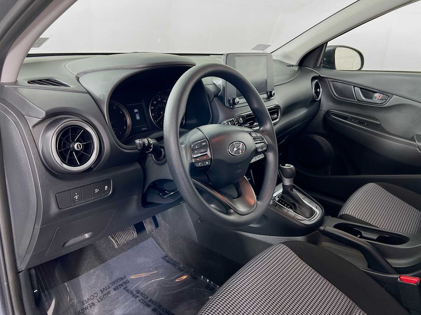 2022 Hyundai Kona SE - Photo 9