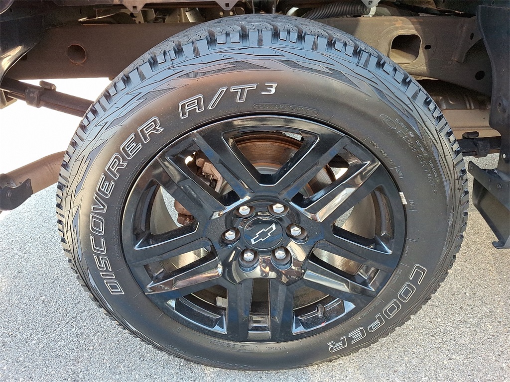 2022 Chevrolet Silverado 1500 Custom - Photo 6